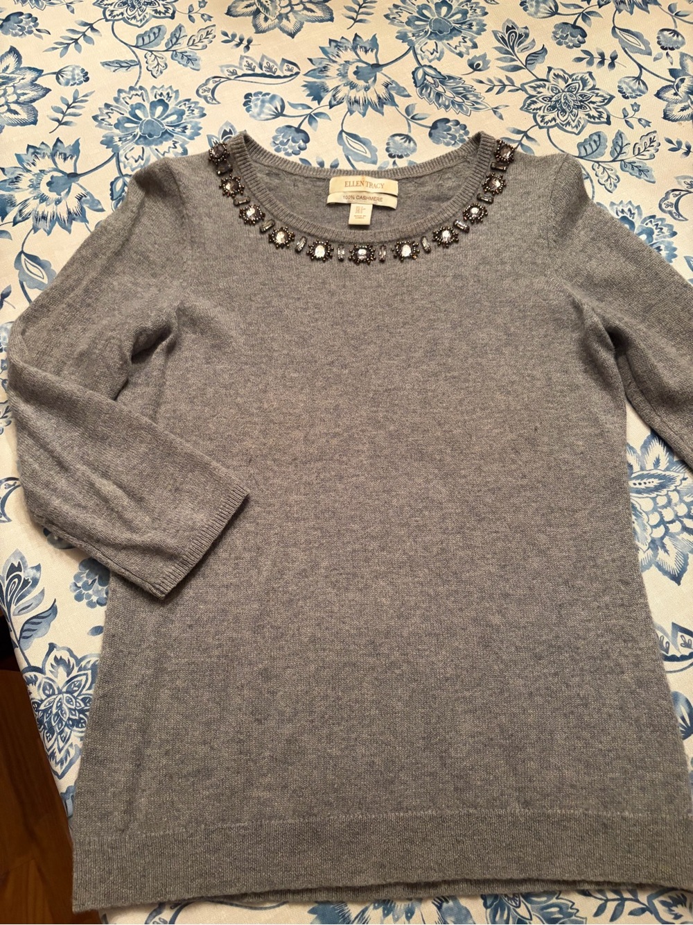 Ellen Tracy Heather GrayJeweled Crewneck 100% Cashmere 3/4 length sleeve sweater